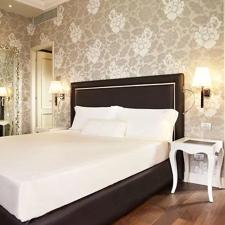 Sina De La 4* Milano