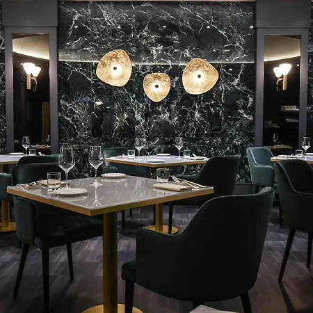Hotel Sina De La