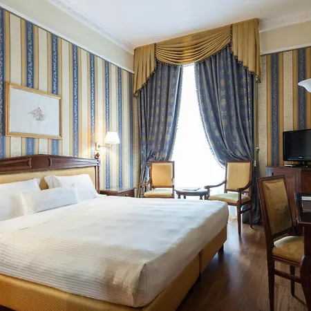 Sina De La Hotel
