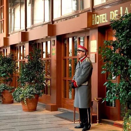 Sina De La Hotel Mediolan