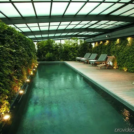 Sina De La Otel Milano