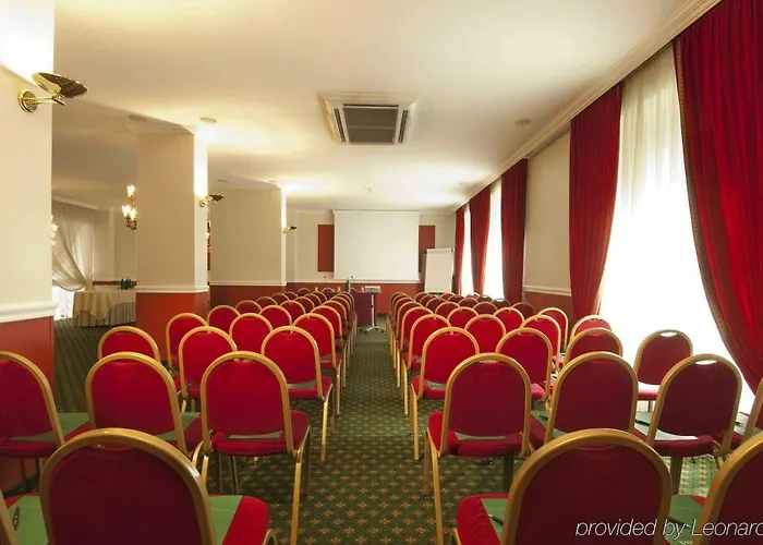 Hotell Sina De La 4*